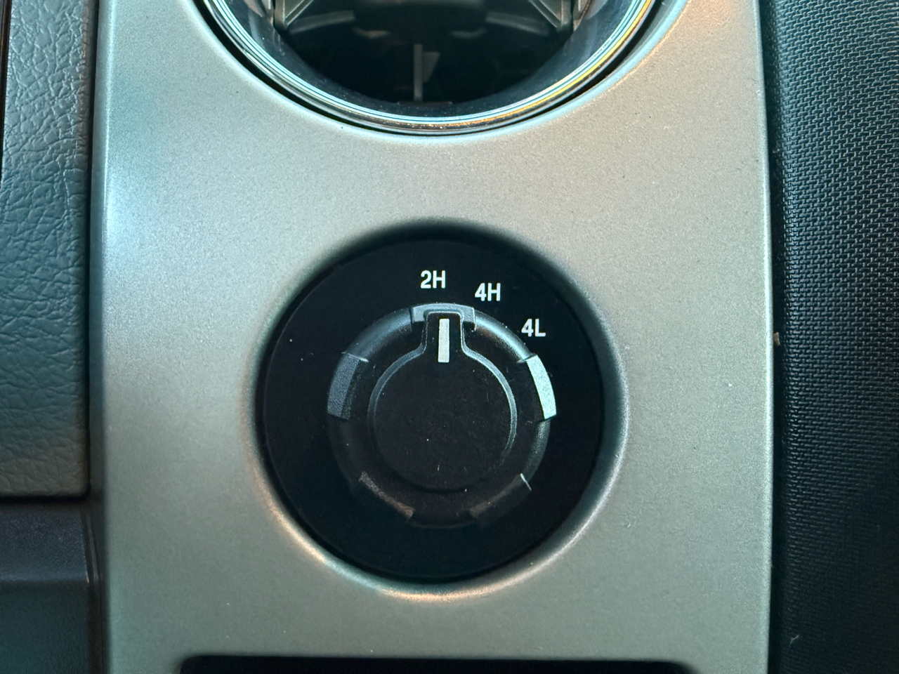 Ford F-150 4WD SuperCab 145" Lariat 2012