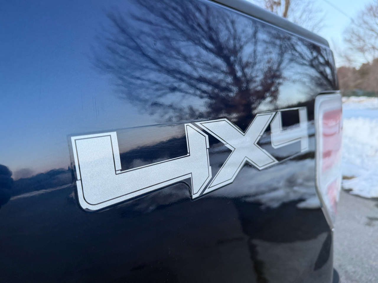 Ford F-150 4WD SuperCab 145" Lariat 2012