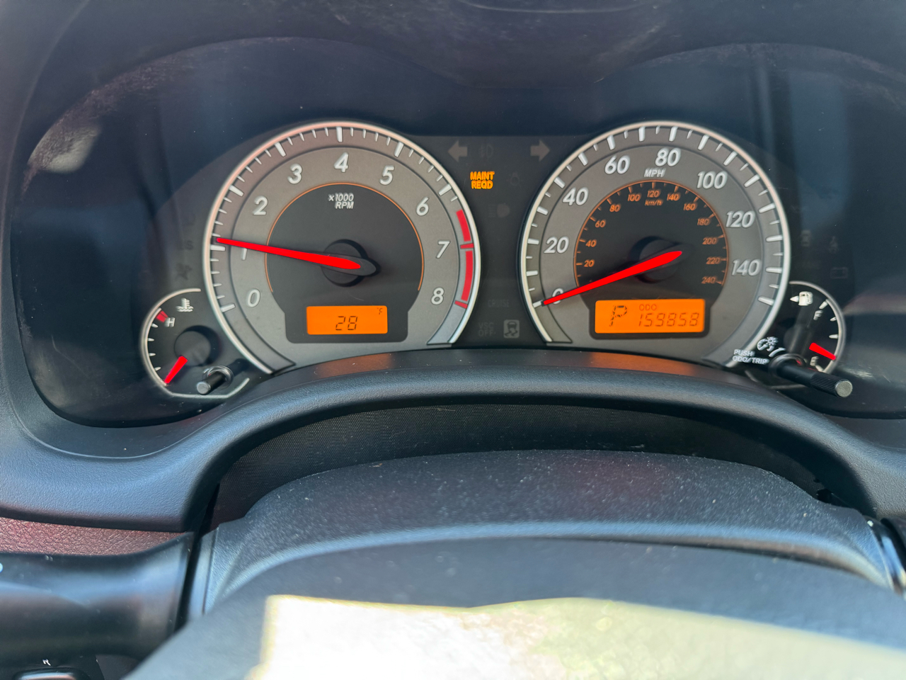 Toyota Corolla 4dr Sdn Man (Natl) 2010