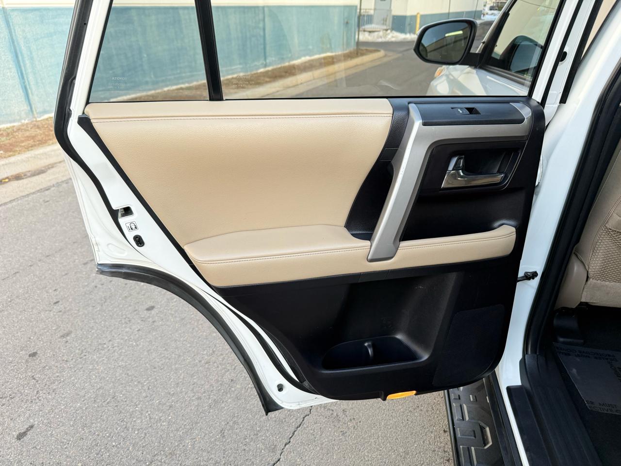 Toyota 4Runner 4WD 4dr V6 Trail Premium (Natl) 2015