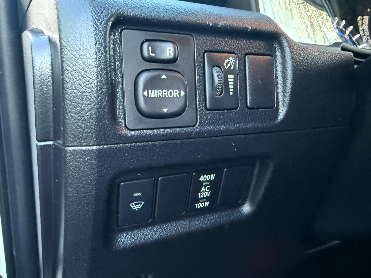 Toyota 4Runner 4WD 4dr V6 Trail Premium (Natl) 2015