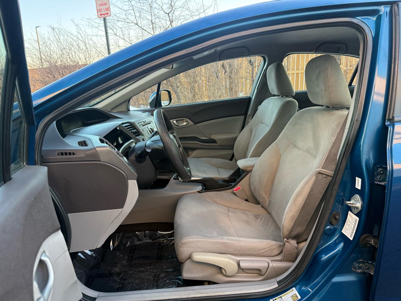 Honda Civic Sdn 4dr Auto LX 2012