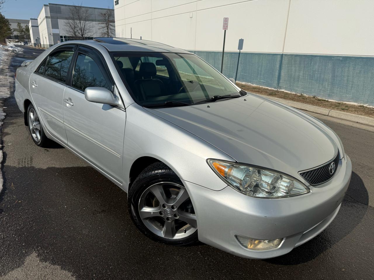 Toyota Camry 4dr Sdn SE V6 Auto (Natl) 2005