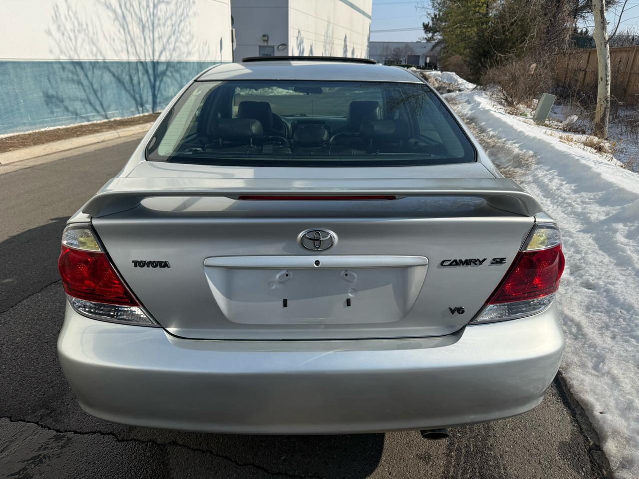 Toyota Camry 4dr Sdn SE V6 Auto (Natl) 2005