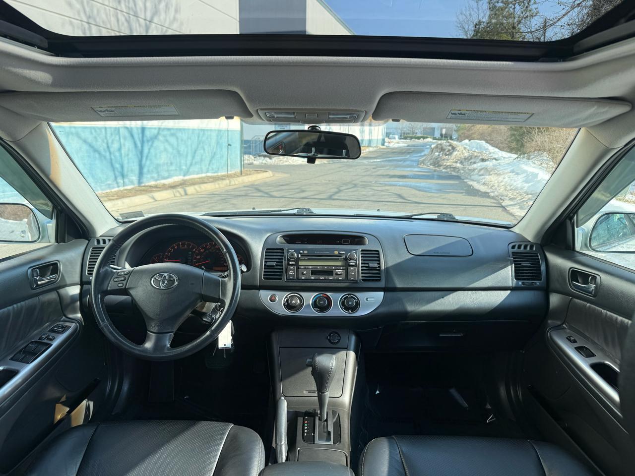 Toyota Camry 4dr Sdn SE V6 Auto (Natl) 2005