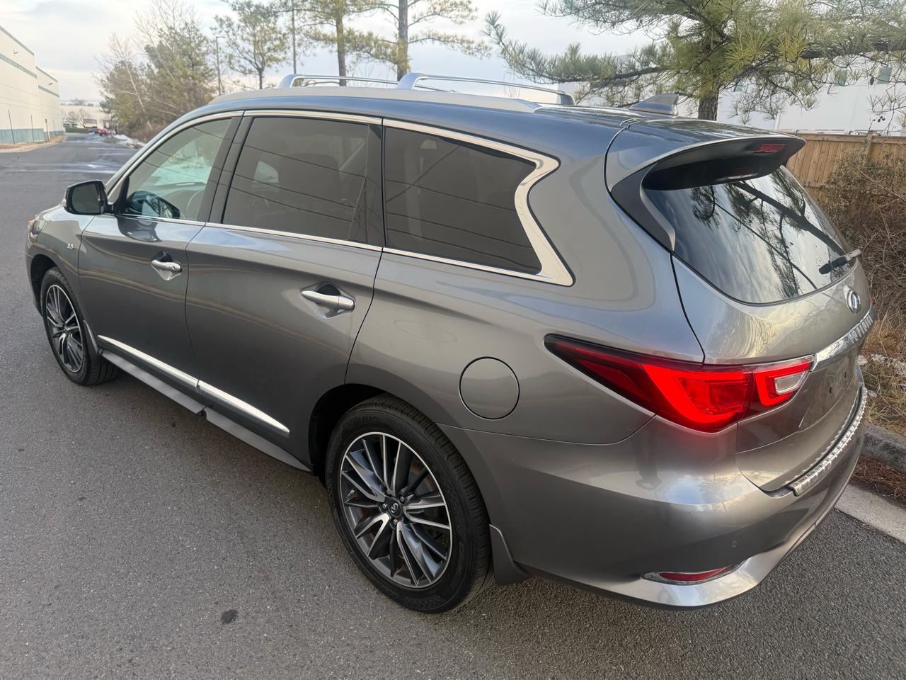 Infiniti QX60 AWD 2017