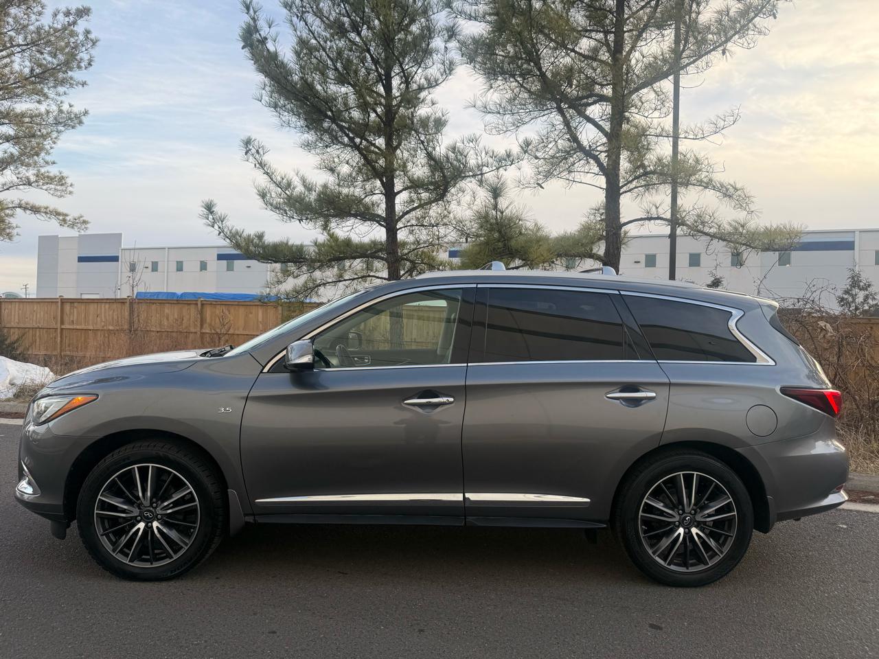 Infiniti QX60 AWD 2017