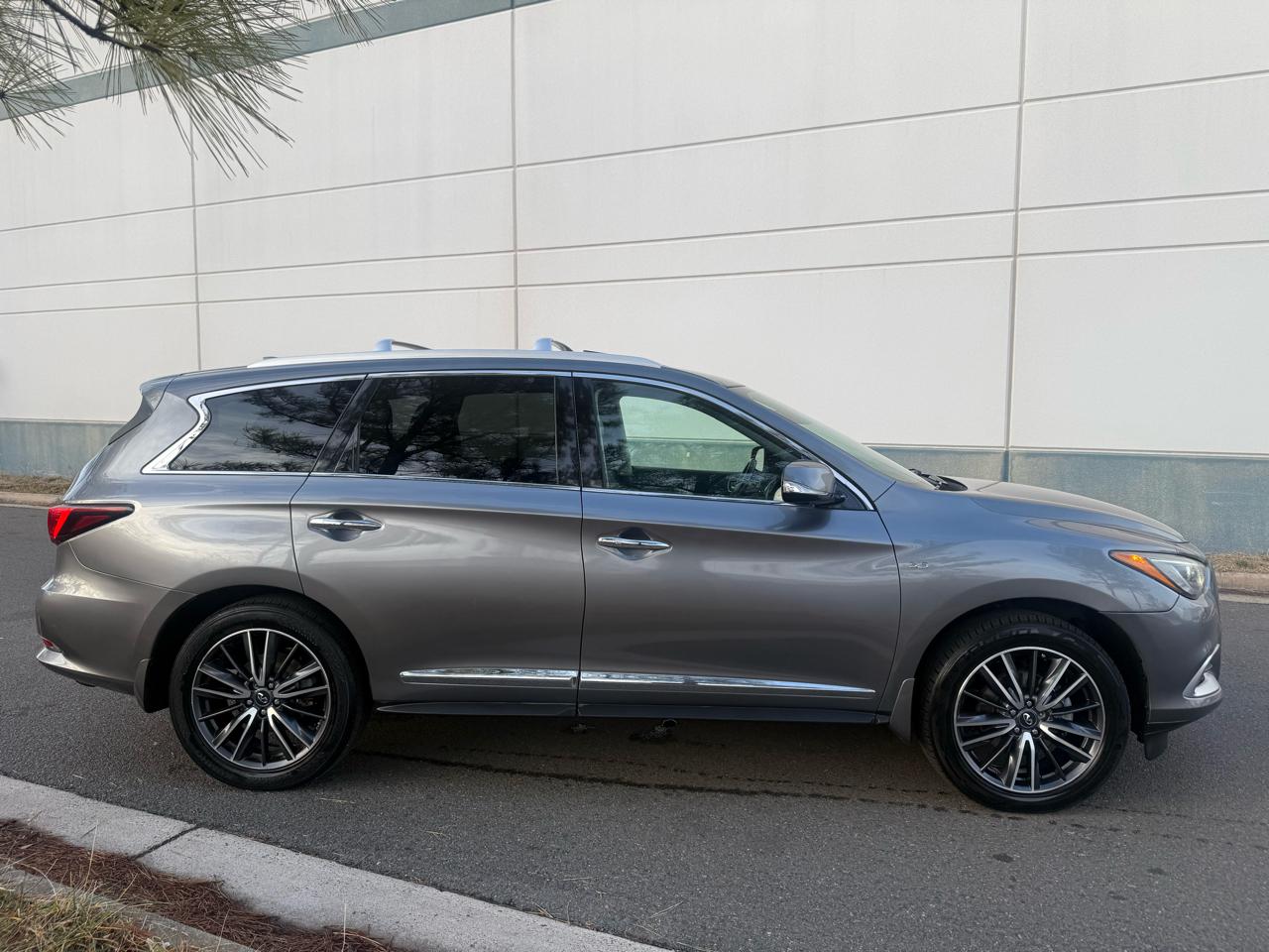 Infiniti QX60 AWD 2017