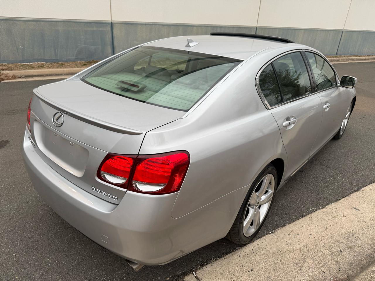 Lexus GS 350 4dr Sdn RWD 2007