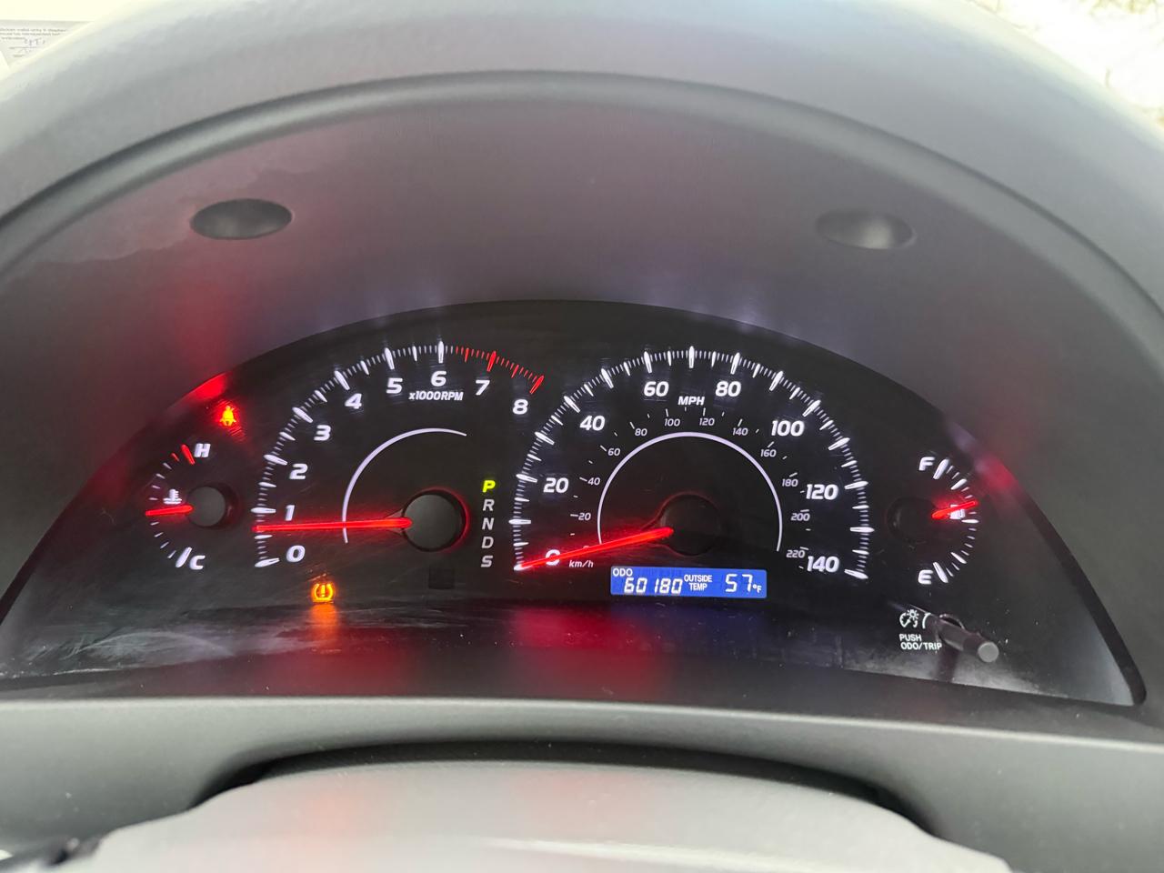 Toyota Camry 4dr Sdn I4 Man (Natl) 2010