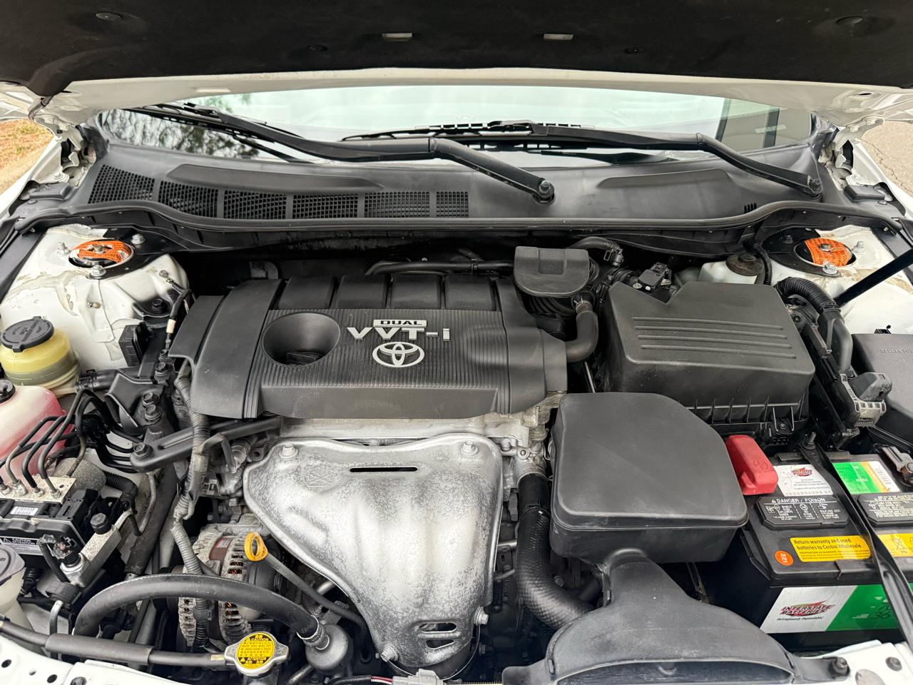 Toyota Camry 4dr Sdn I4 Man (Natl) 2010