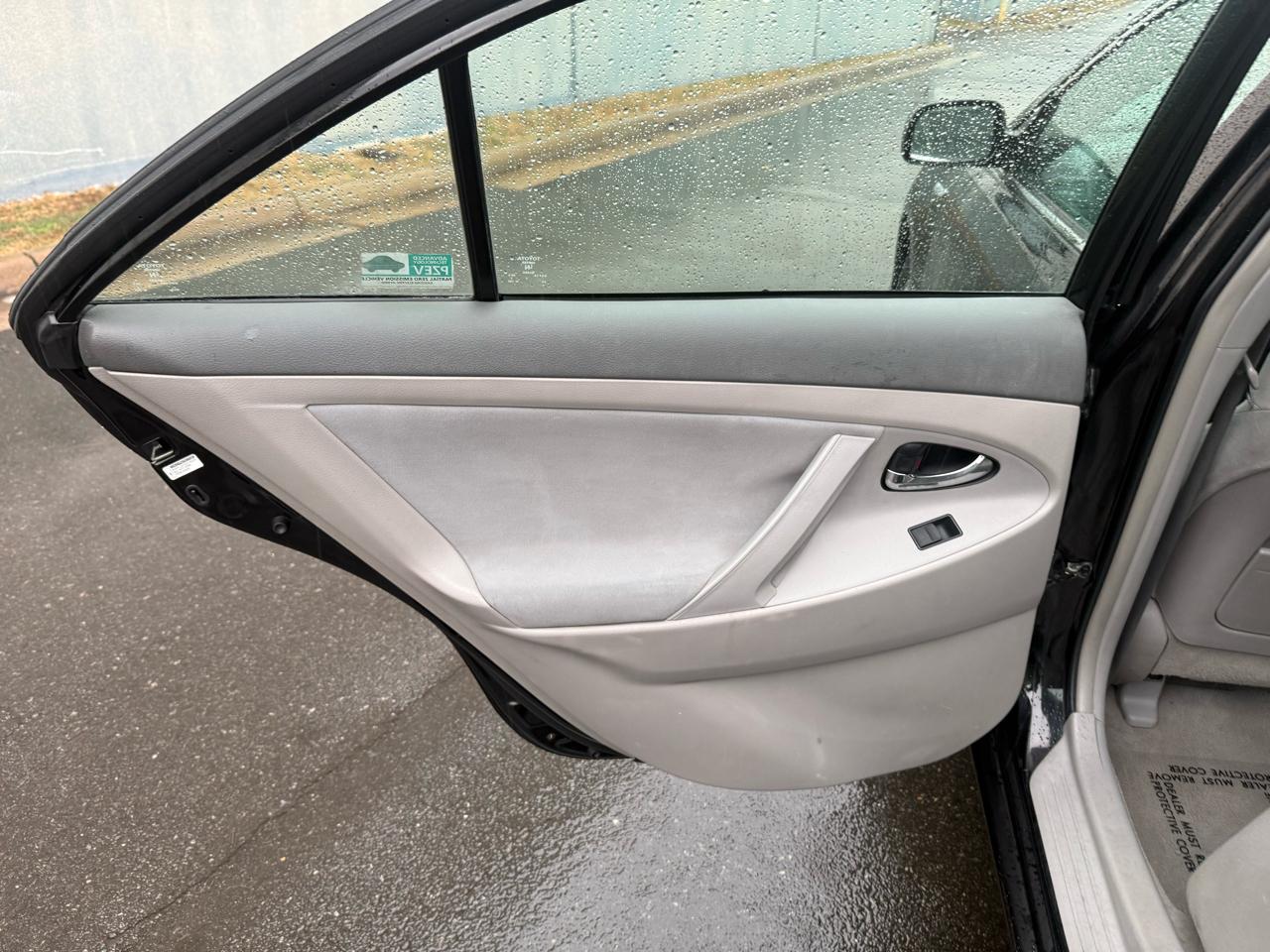 Toyota Camry Hybrid 4dr Sdn (Natl) 2009