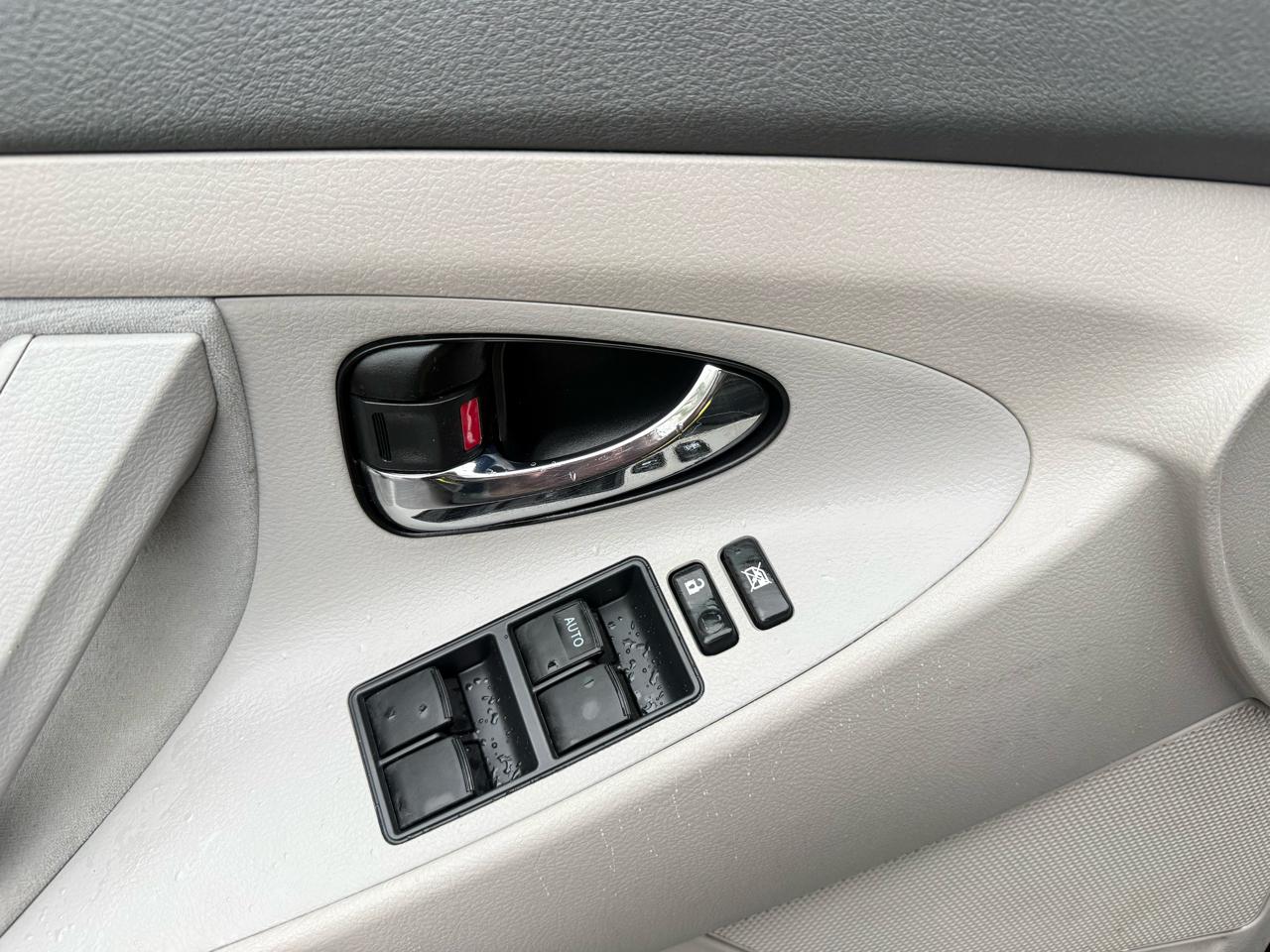 Toyota Camry Hybrid 4dr Sdn (Natl) 2009