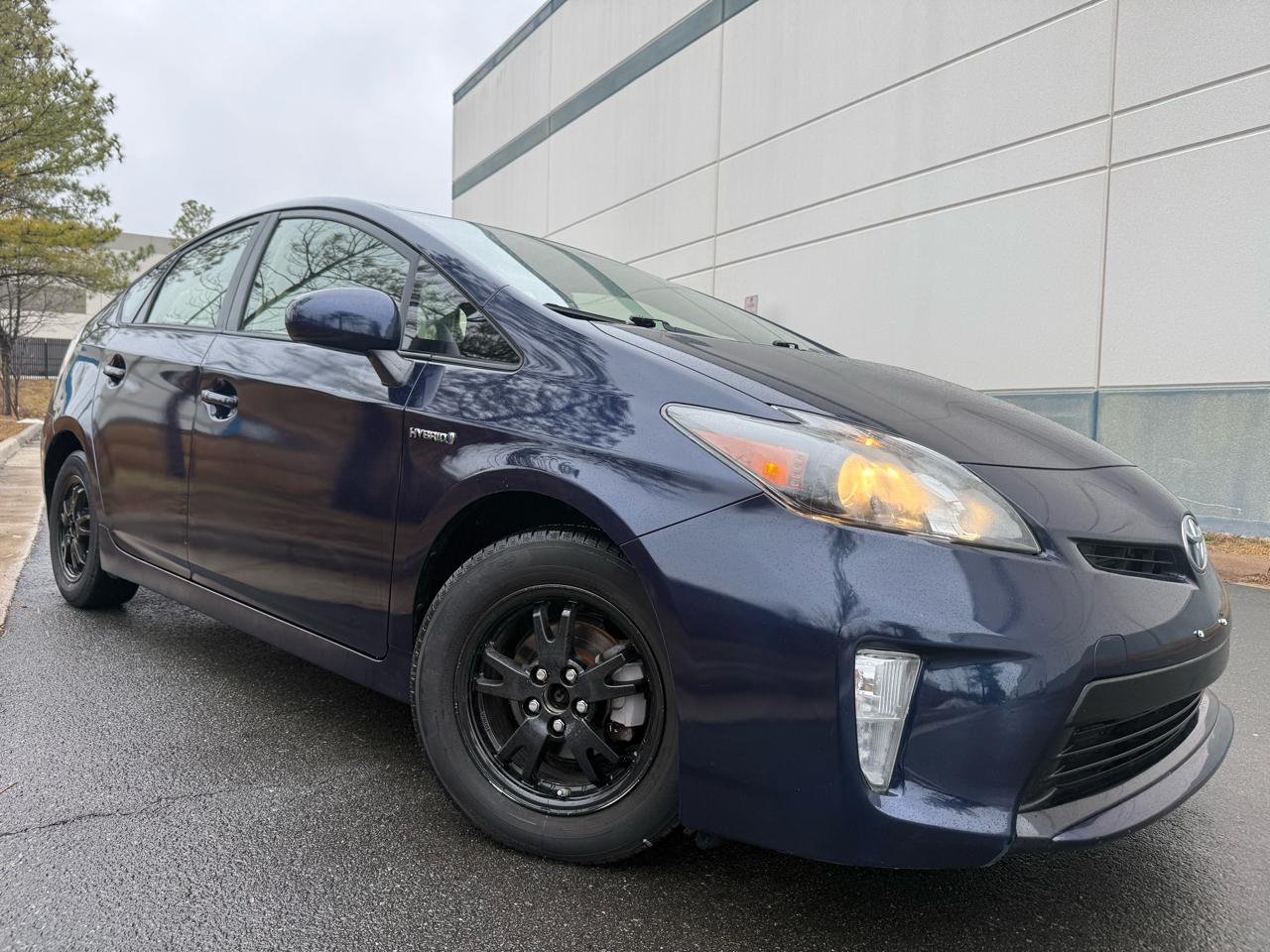 Toyota Prius 5dr HB Persona Series Special Edition (Natl) 2015