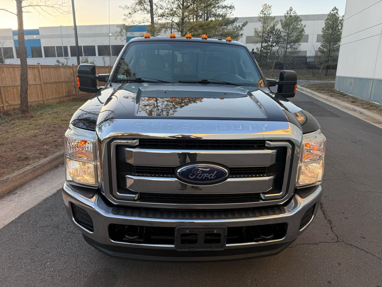 Ford Super Duty F-250 SRW 4WD Reg Cab 137" XLT 2015