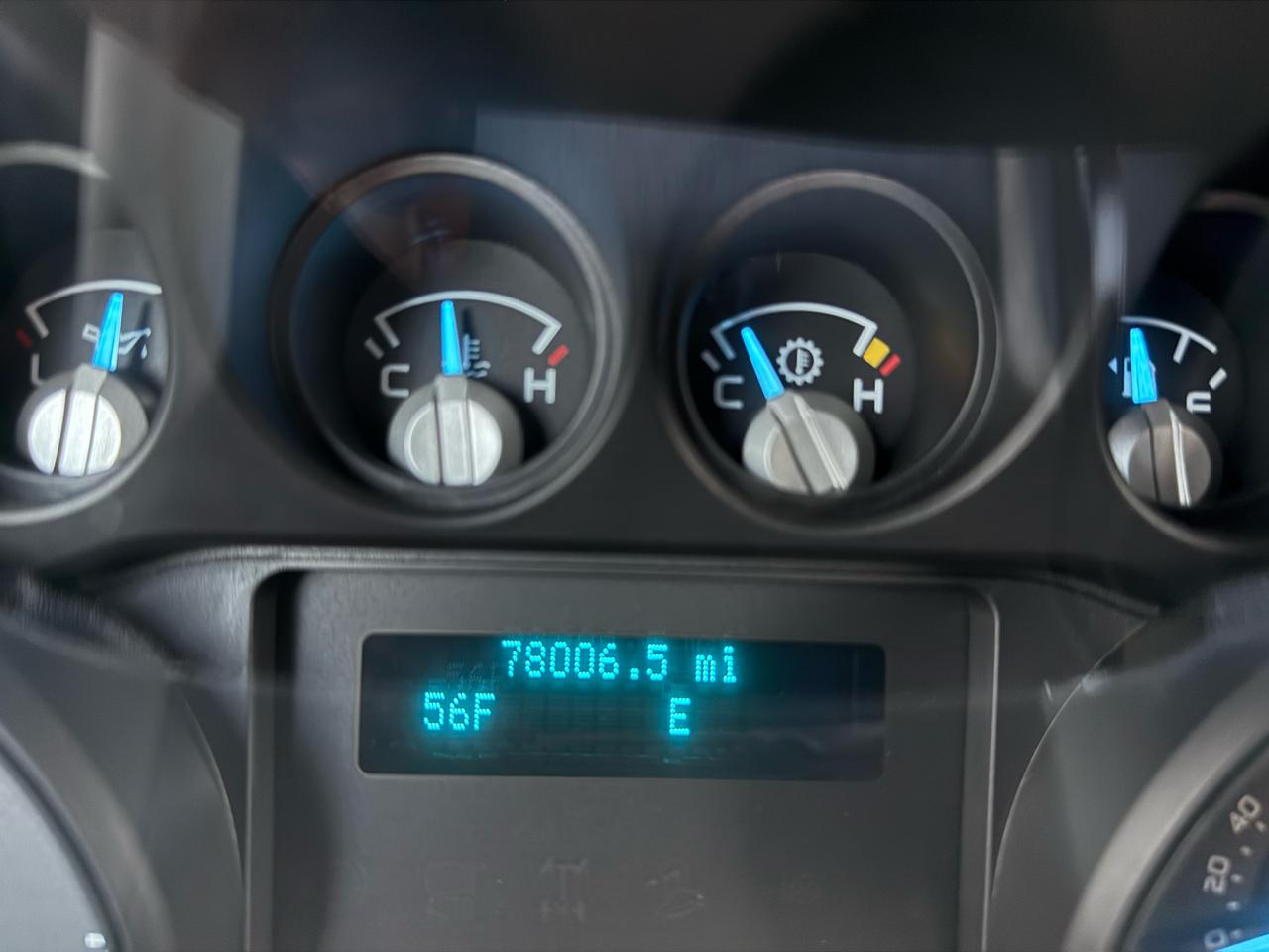 Ford Super Duty F-250 SRW 4WD Reg Cab 137" XLT 2015