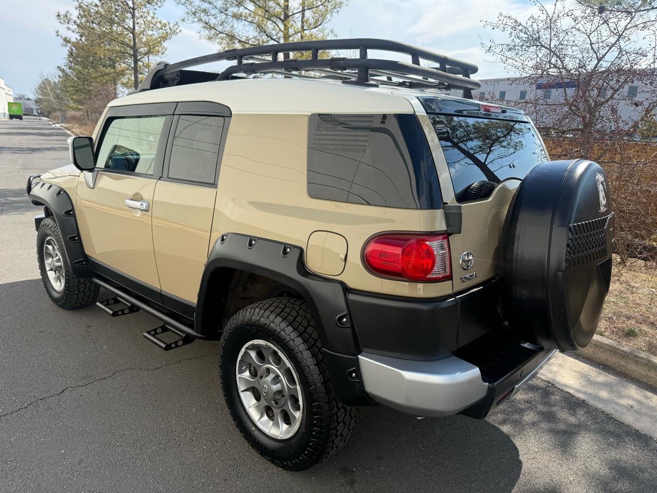 Toyota FJ Cruiser 4WD 4dr Man (Natl) 2011