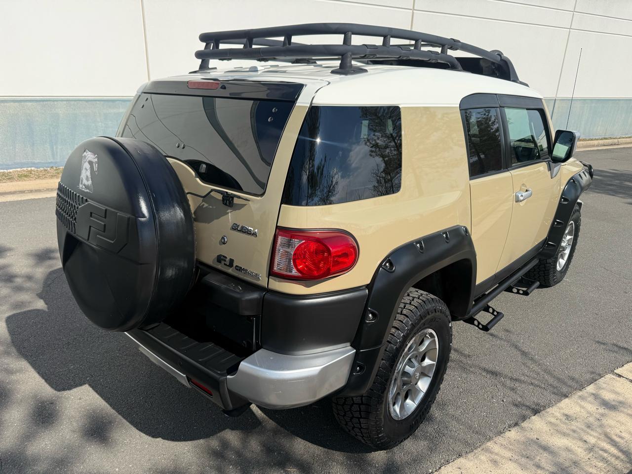 Toyota FJ Cruiser 4WD 4dr Man (Natl) 2011
