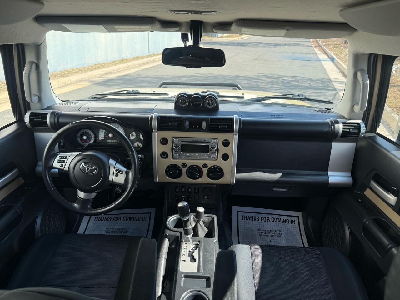 Toyota FJ Cruiser 4WD 4dr Man (Natl) 2011