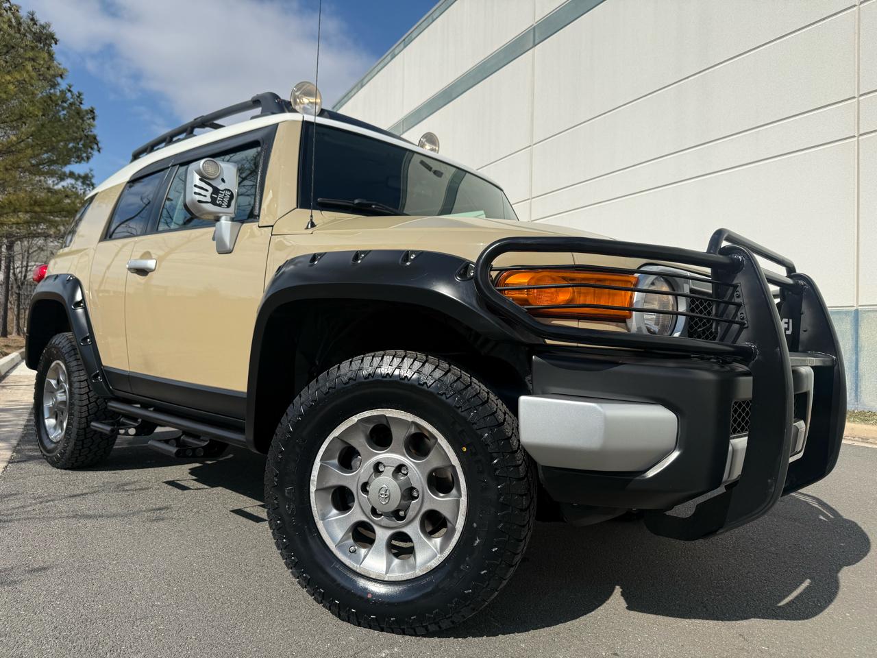 Toyota FJ Cruiser 4WD 4dr Man (Natl) 2011