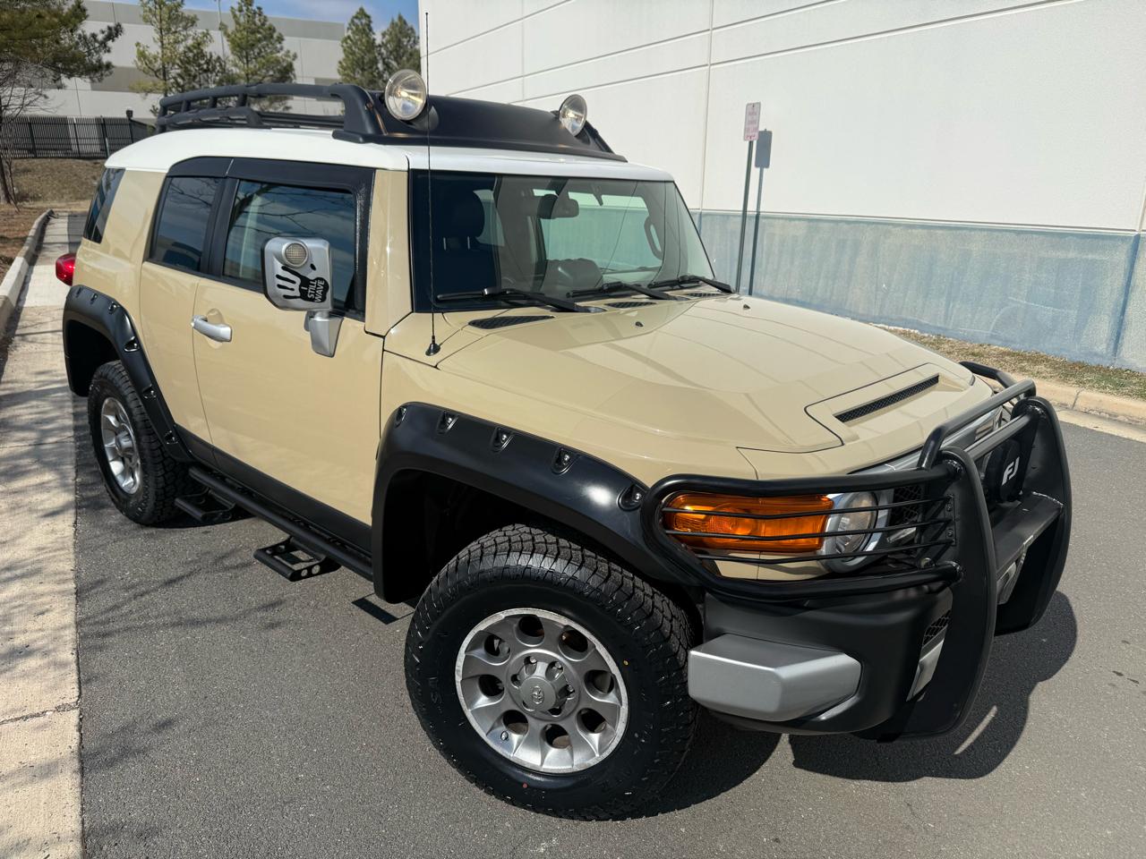 Toyota FJ Cruiser 4WD 4dr Man (Natl) 2011