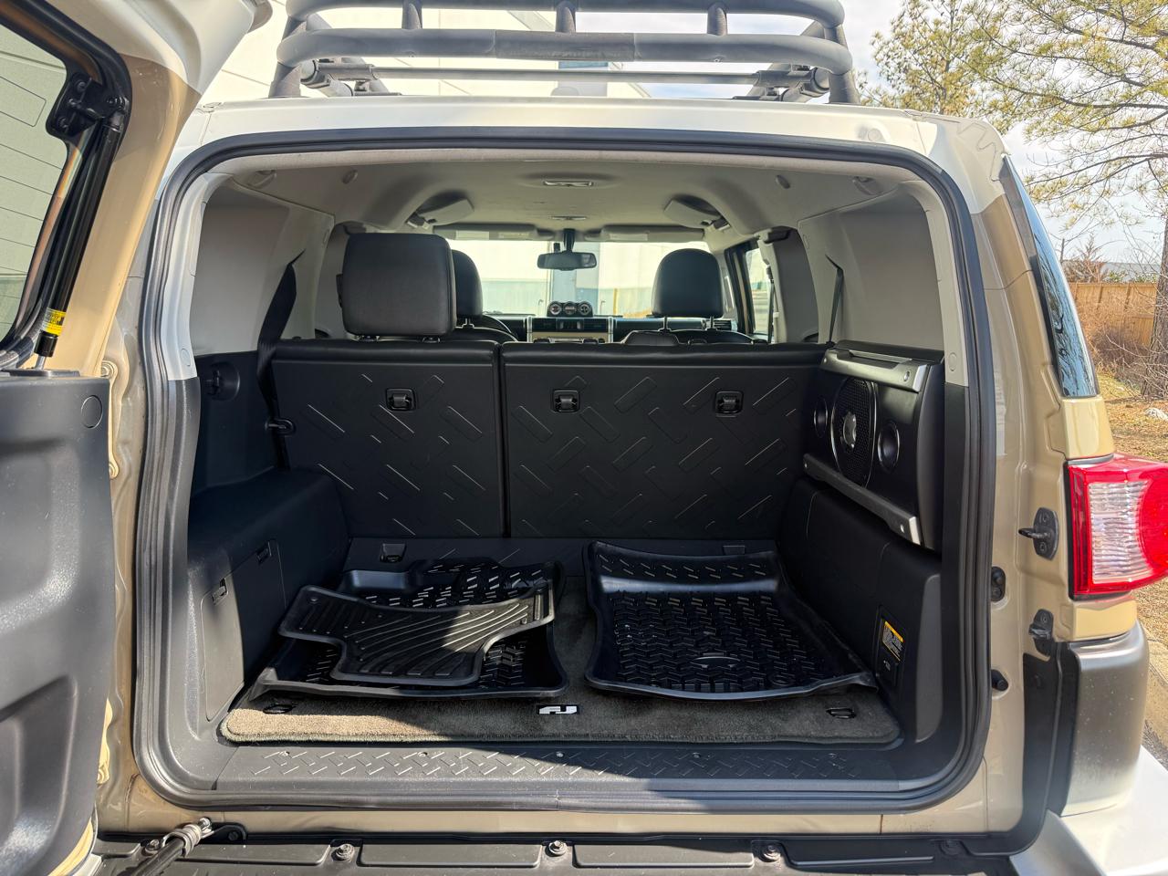 Toyota FJ Cruiser 4WD 4dr Man (Natl) 2011