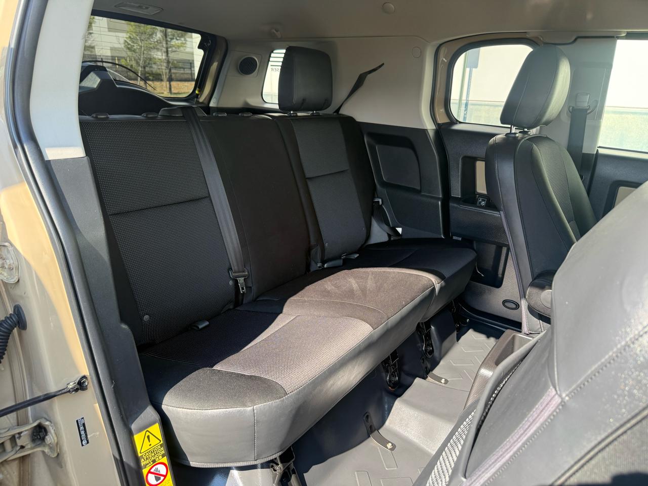 Toyota FJ Cruiser 4WD 4dr Man (Natl) 2011