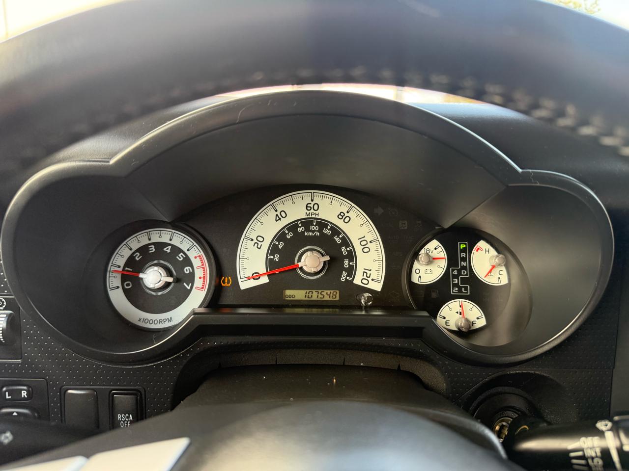 Toyota FJ Cruiser 4WD 4dr Man (Natl) 2011