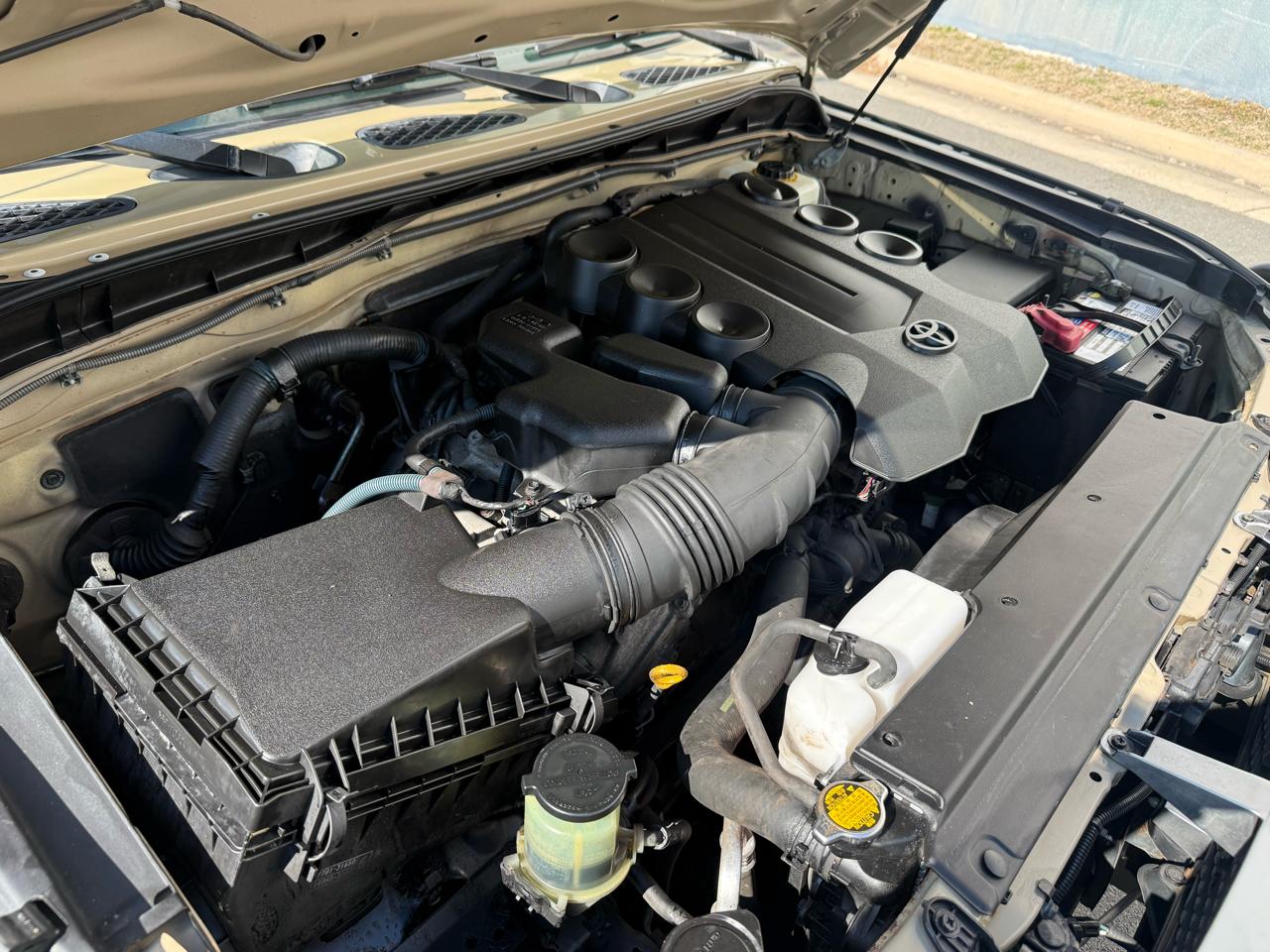 Toyota FJ Cruiser 4WD 4dr Man (Natl) 2011