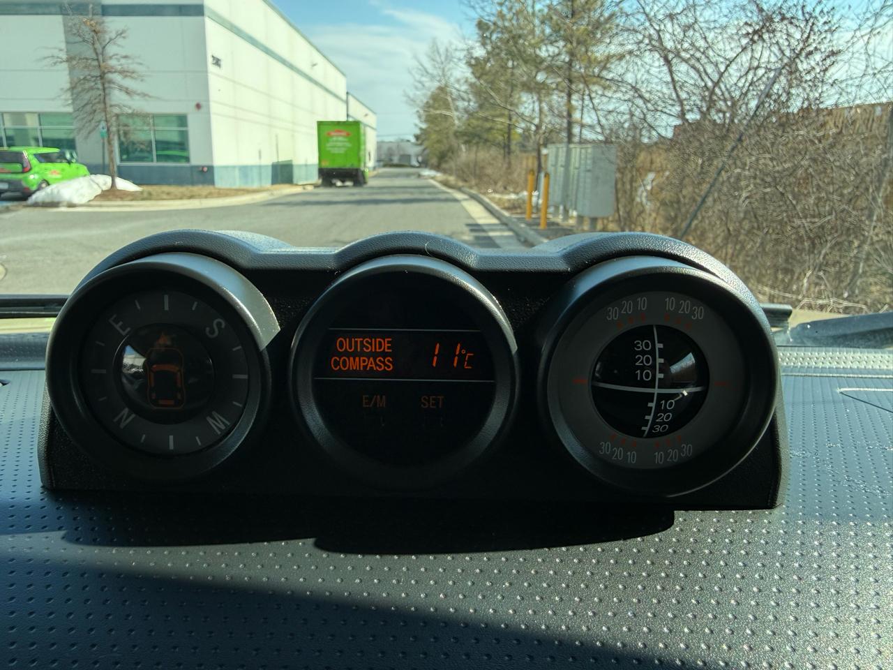 Toyota FJ Cruiser 4WD 4dr Man (Natl) 2011