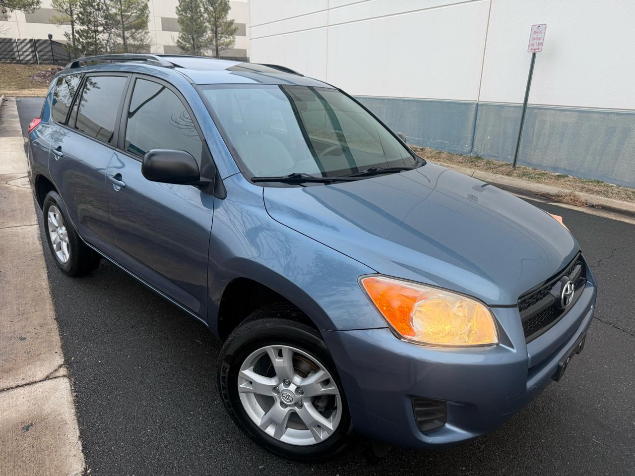 Toyota RAV4 FWD 4dr I4 (Natl) 2012