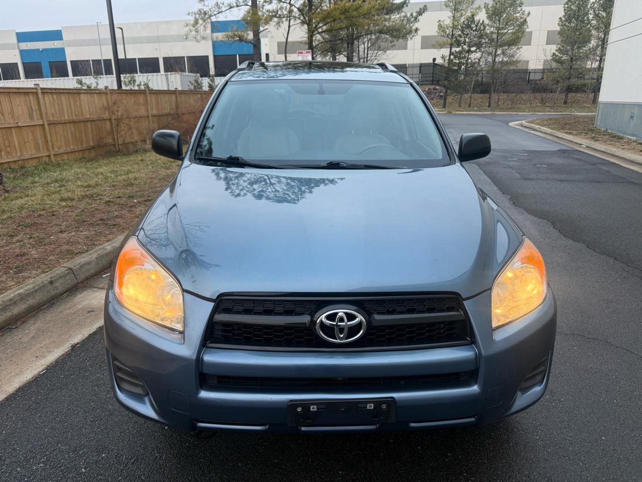 Toyota RAV4 FWD 4dr I4 (Natl) 2012