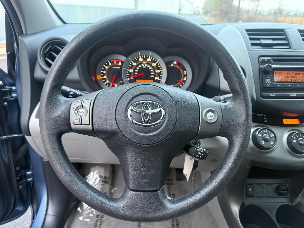 Toyota RAV4 FWD 4dr I4 (Natl) 2012