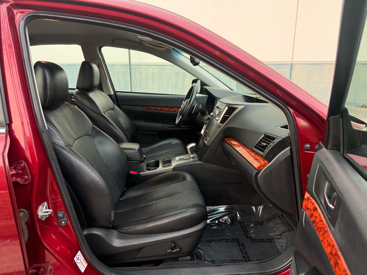 Subaru Legacy 4dr Sdn H6 Auto 3.6R Limited 2010