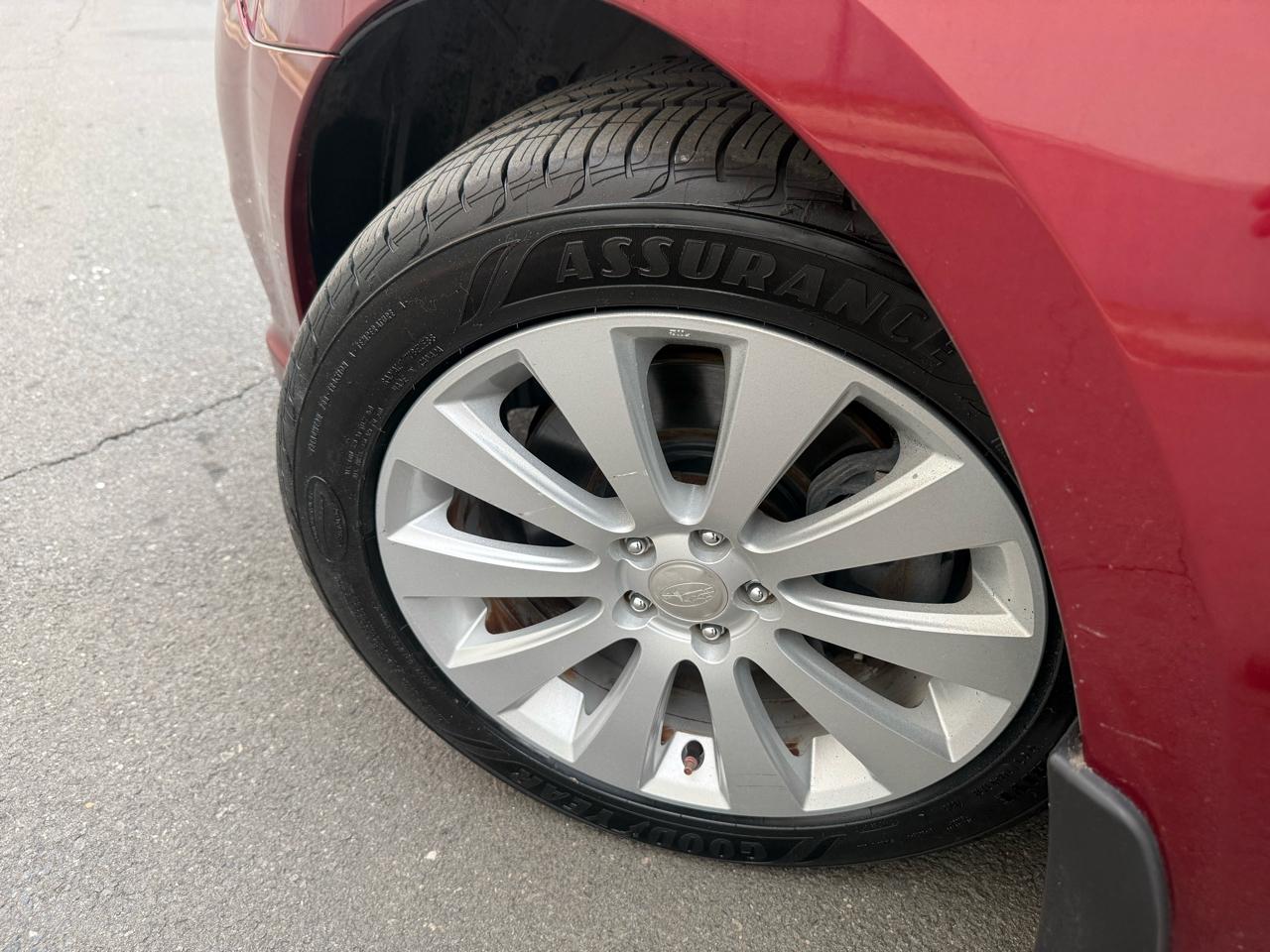 Subaru Legacy 4dr Sdn H6 Auto 3.6R Limited 2010