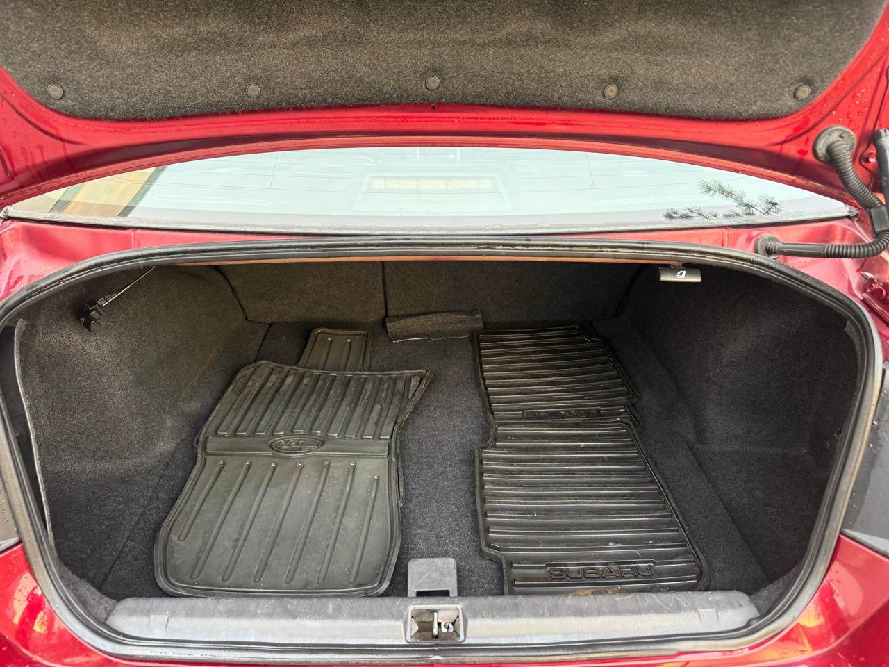 Subaru Legacy 4dr Sdn H6 Auto 3.6R Limited 2010