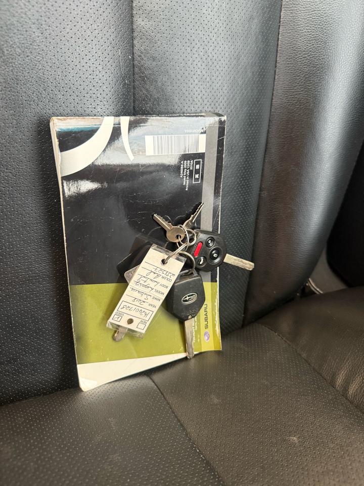 Subaru Legacy 4dr Sdn H6 Auto 3.6R Limited 2010