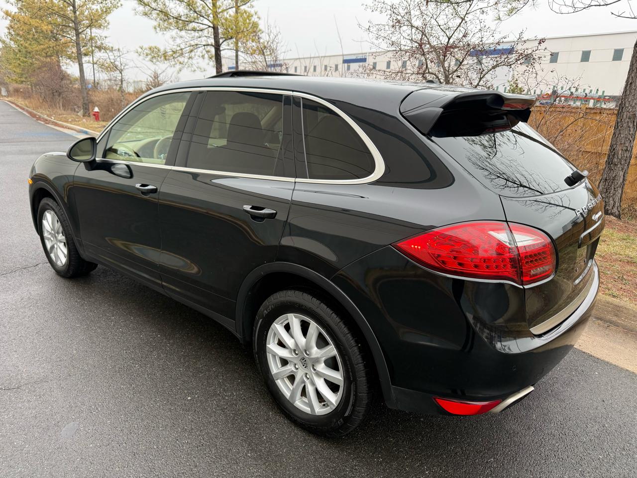 Porsche Cayenne AWD 4dr Manual 2012