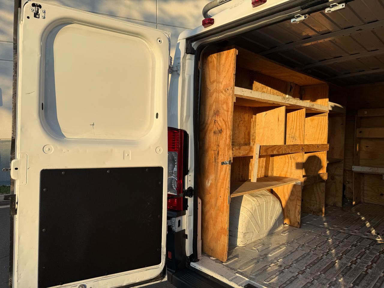 RAM ProMaster Cargo Van 1500 Low Roof 136" WB 2016