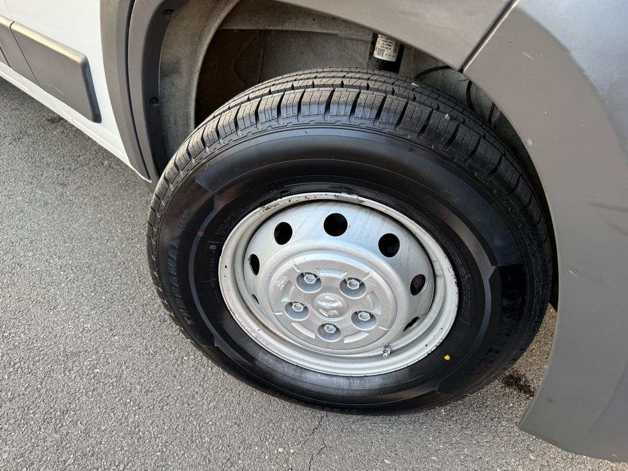 RAM ProMaster Cargo Van 1500 Low Roof 136" WB 2016