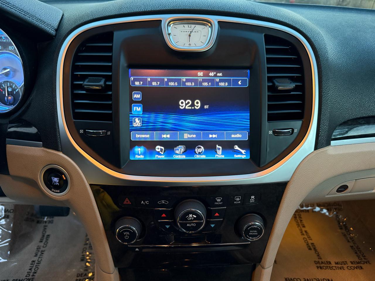 Chrysler 300 4dr Sdn RWD 2014