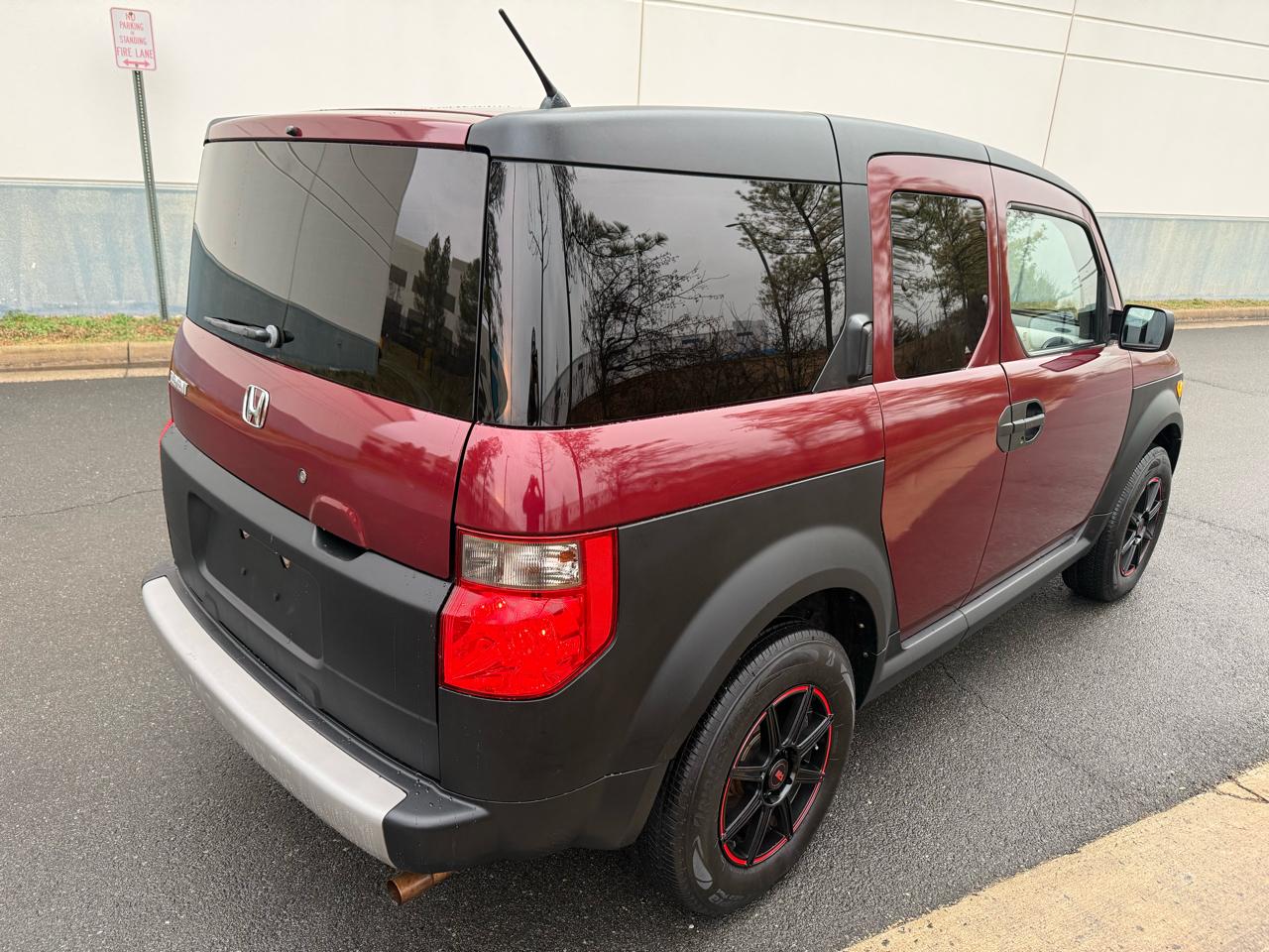 Honda Element 2WD 4dr MT LX 2007