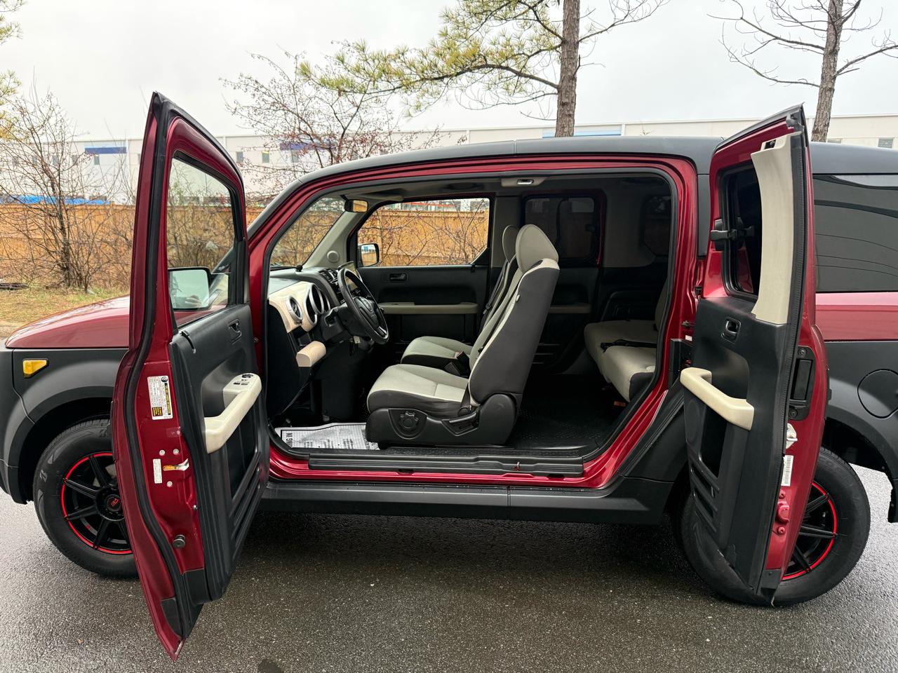 Honda Element 2WD 4dr MT LX 2007