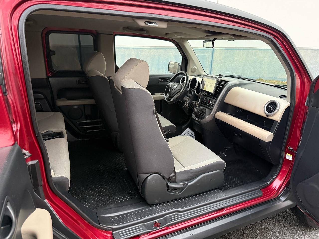 Honda Element 2WD 4dr MT LX 2007