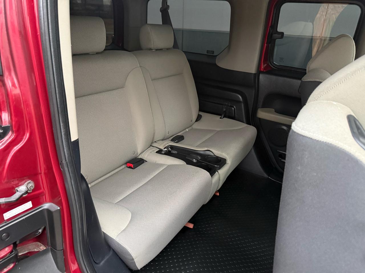 Honda Element 2WD 4dr MT LX 2007