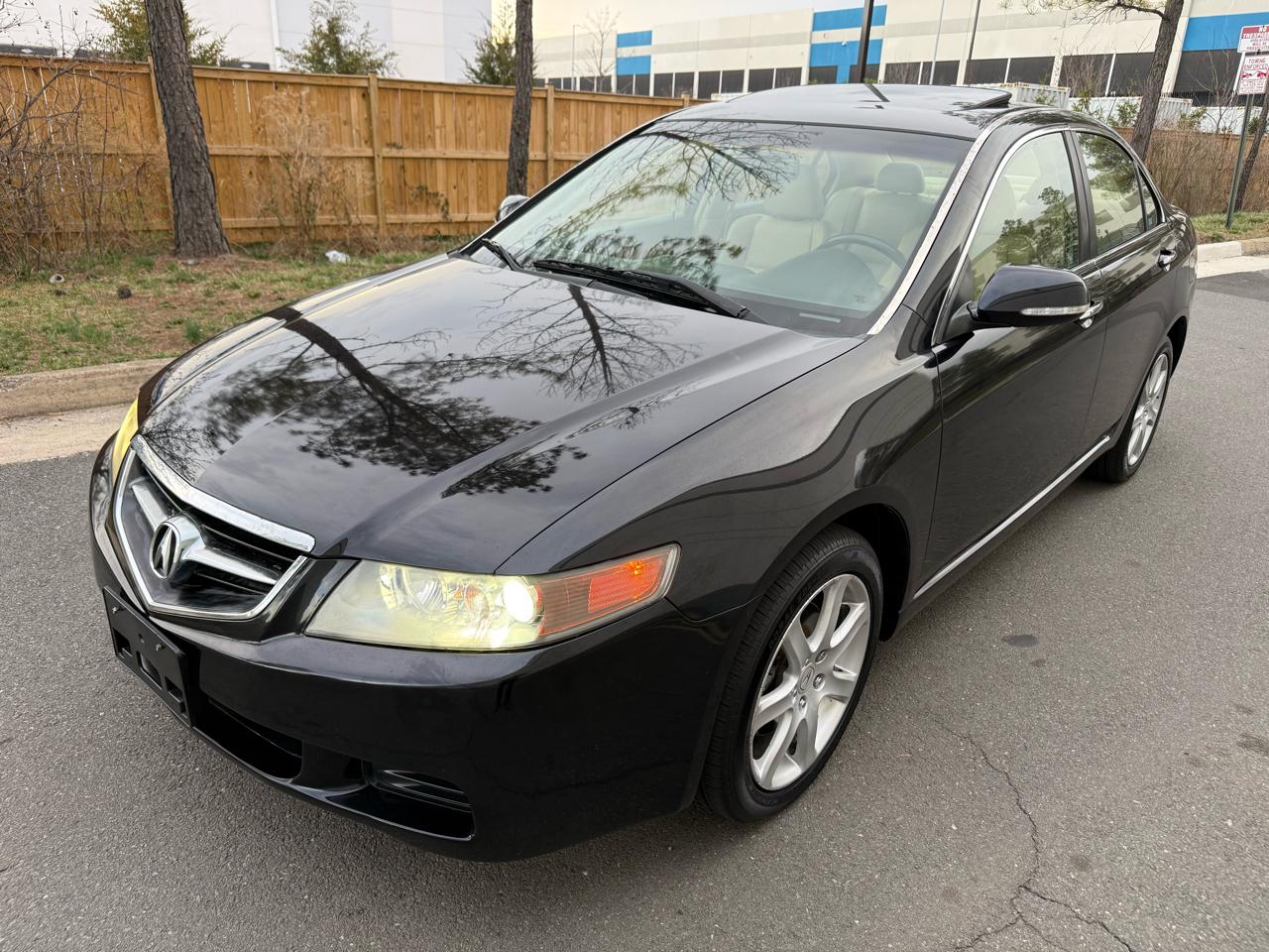 Acura TSX 4dr Sport Sdn Auto 2004