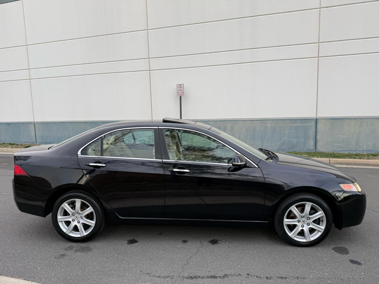 Acura TSX 4dr Sport Sdn Auto 2004