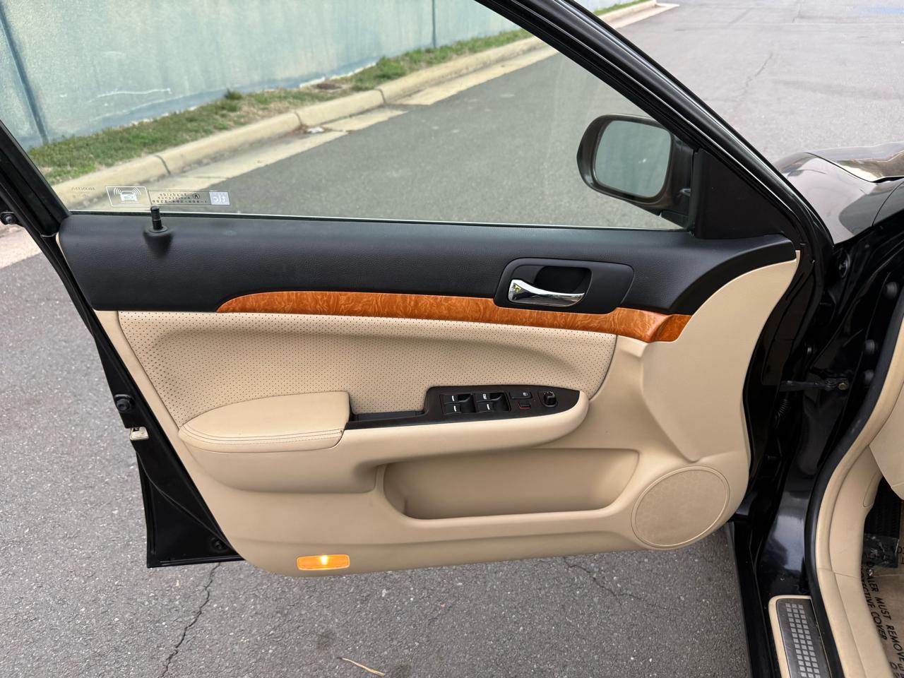 Acura TSX 4dr Sport Sdn Auto 2004