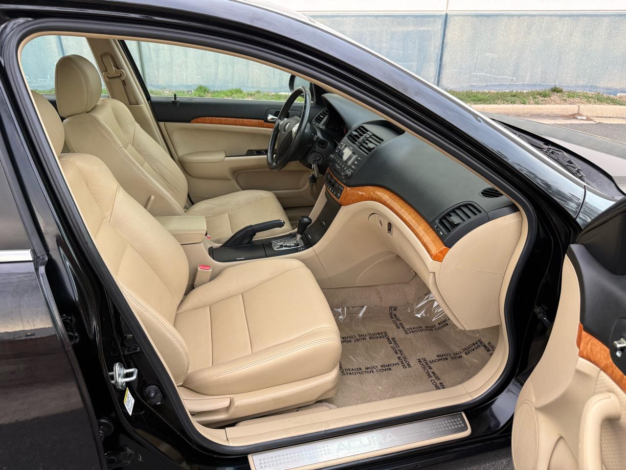 Acura TSX 4dr Sport Sdn Auto 2004