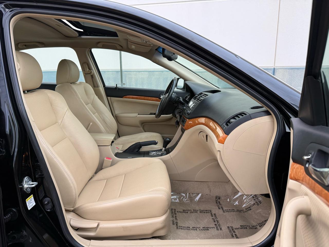 Acura TSX 4dr Sport Sdn Auto 2004